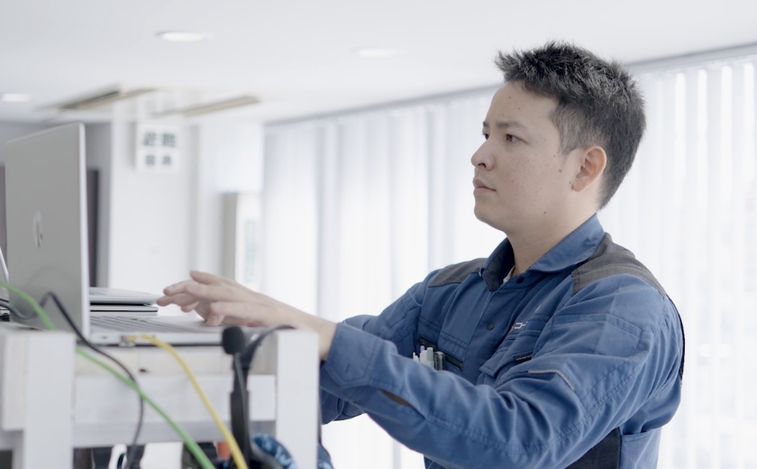 技術部門 構築・保守担当の仕事風景